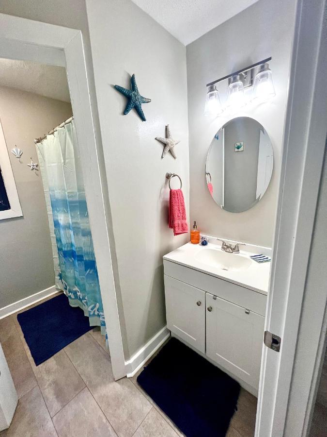 4/2 Home Close To Beach, Centrally Located! Gulfport Buitenkant foto