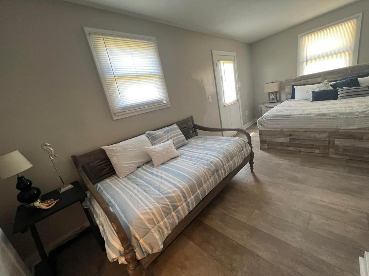 4/2 Home Close To Beach, Centrally Located! Gulfport Buitenkant foto